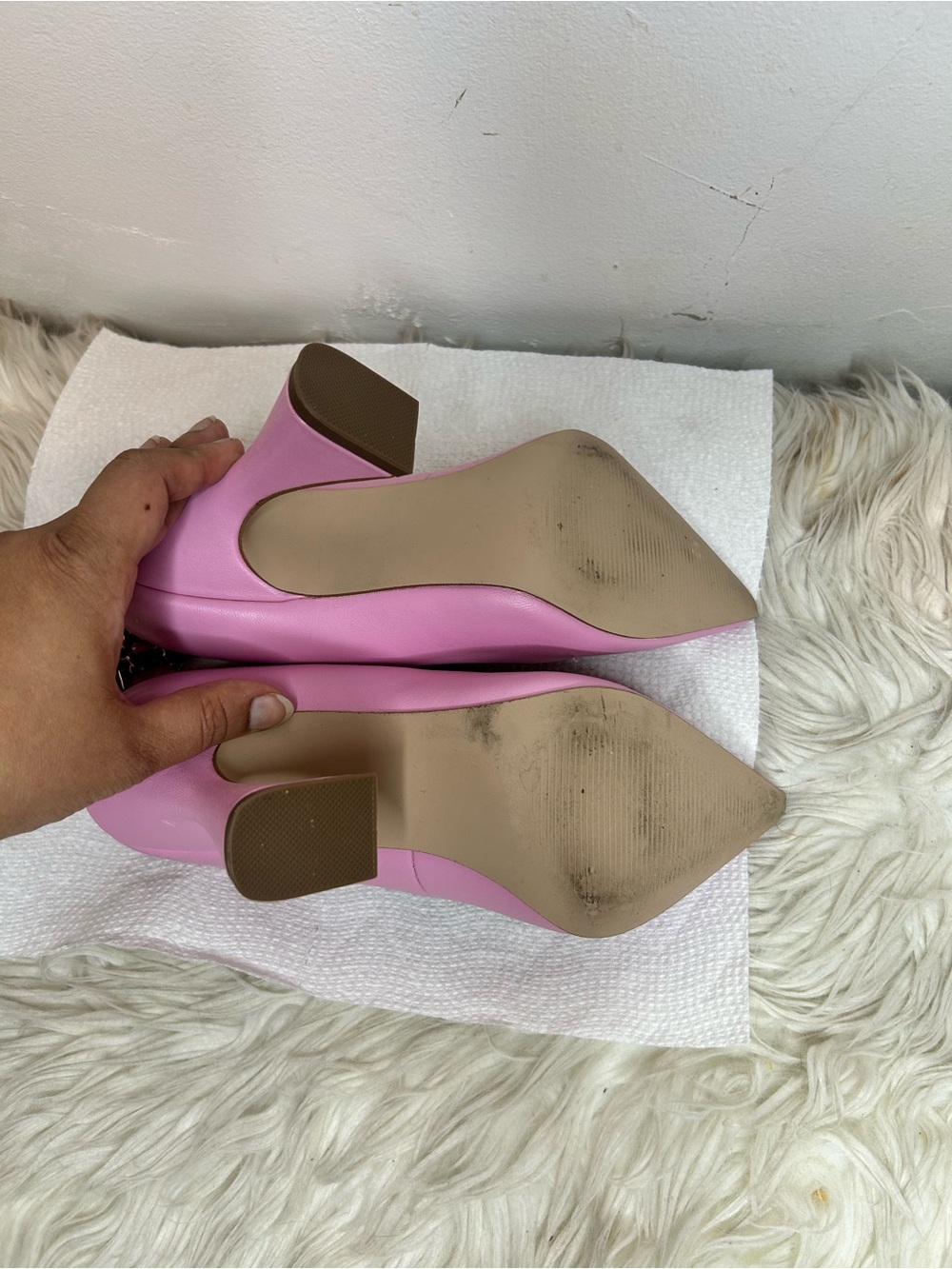 Steve Madden Pink Pointed Toe Pumps with Chain Detail - Picture 3 of 4